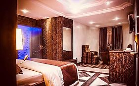 E-suites Hotel,