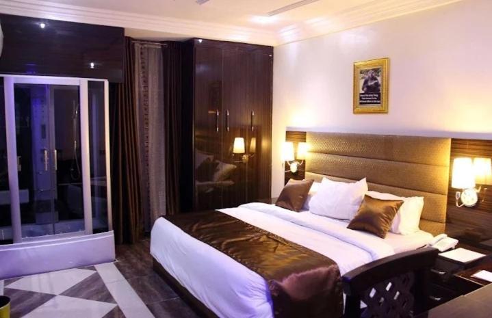E-Suites Hotel, Abuja Extérieur photo