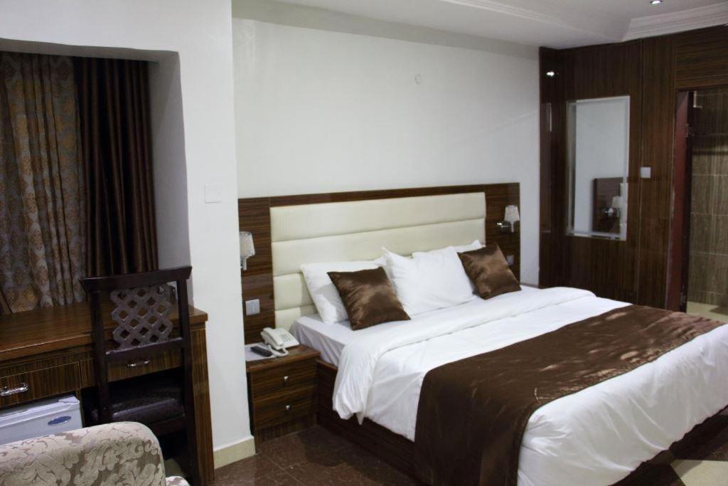 E-Suites Hotel, Abuja Extérieur photo