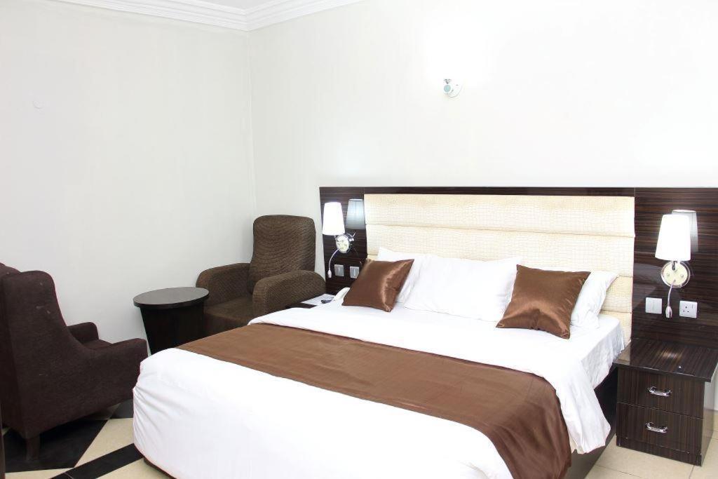 E-Suites Hotel, Abuja Extérieur photo